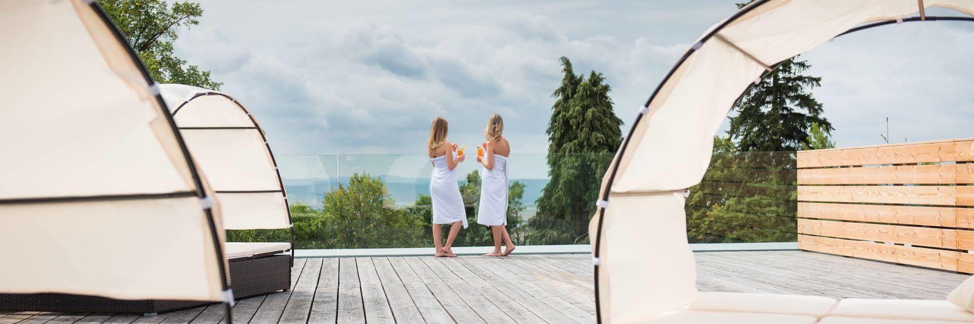 Parkhotel Schillerhain Кирхгаймболанден Экстерьер фото